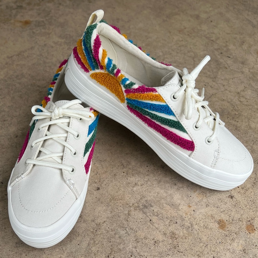 Sperry White Platform Sunburst Sneakers (Never Used)